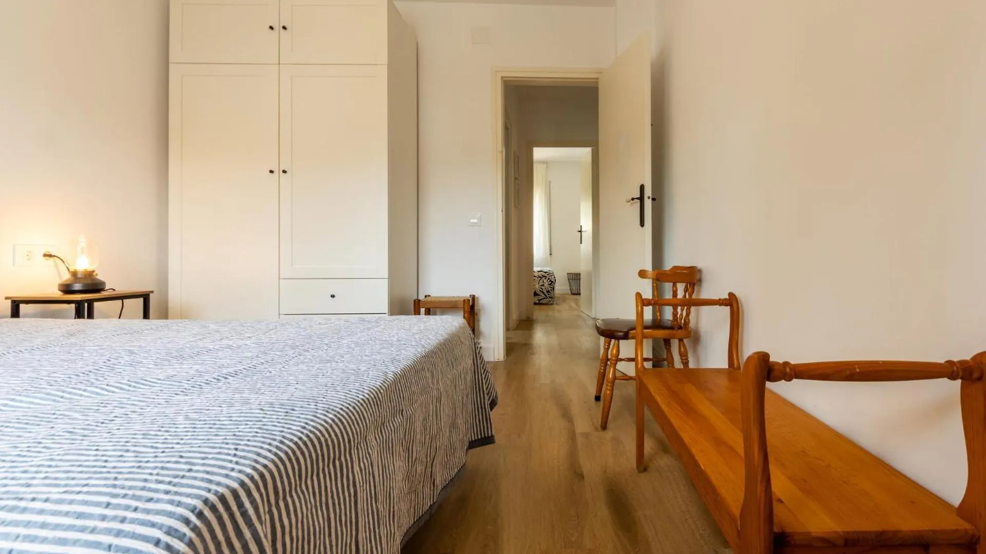 קוניט Apartment Mirror By Interhome
